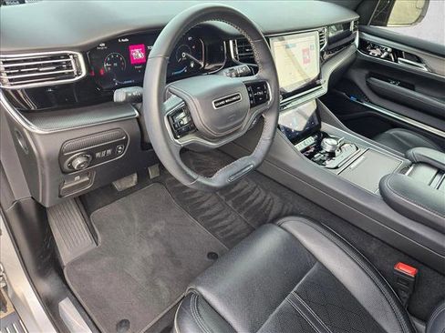 Used 2023 Jeep Grand Wagoneer Series II w/ Quick Order Packagew 28T image 10