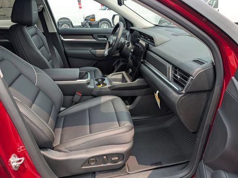 New 2027 GMC Terrain Denali w/ LPO, Floor Liner Package AWD/4WD image 10