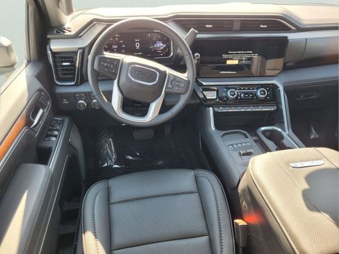 New 2026 GMC Sierra 2500 Denali w/ Denali Reserve Package AWD/4WD image 17