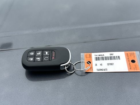 Used 2025 Honda Odyssey Touring image 38