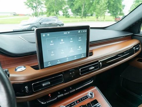 Used 2022 Lincoln Aviator Reserve w/ Elements Package Plus AWD/4WD image 21