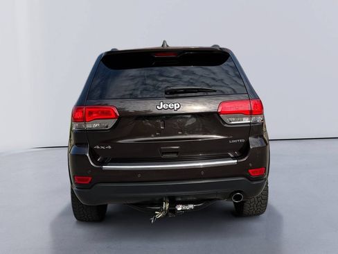 Used 2017 Jeep Grand Cherokee Limited AWD/4WD image 4