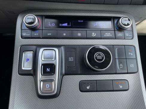 Used 2025 Hyundai Palisade SEL image 12