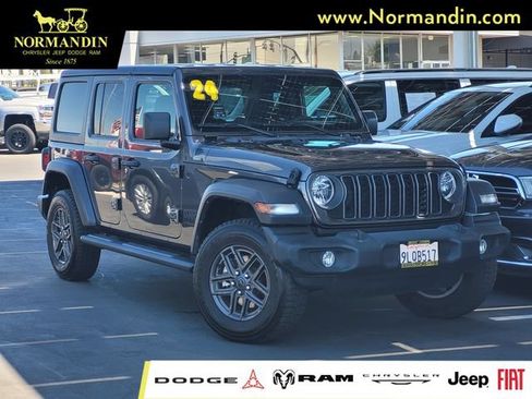 Used 2024 Jeep Wrangler Unlimited Sport AWD/4WD image 1