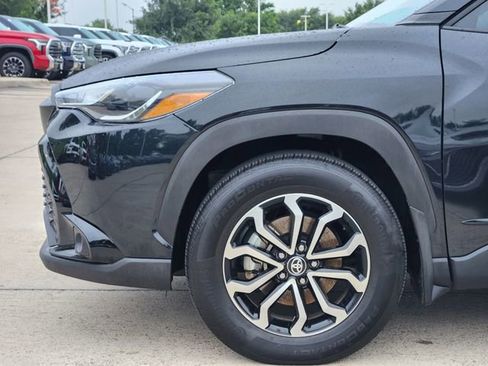 Used 2024 Toyota Corolla Cross AWD Hybrid image 6