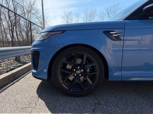 Used 2022 Land Rover Range Rover Sport SVR image 9