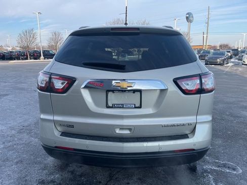 Used 2015 Chevrolet Traverse LT image 7