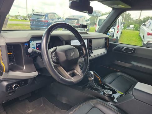 Used 2023 Ford Bronco Badlands AWD/4WD image 16