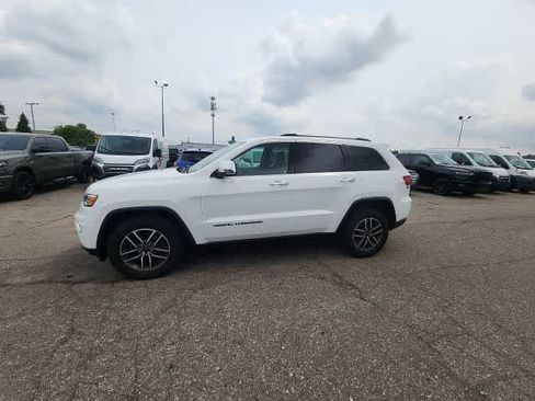 Certified 2020 Jeep Grand Cherokee Limited AWD/4WD image 29