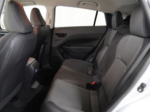 Used 2024 Subaru Crosstrek 2.0i Premium image 5