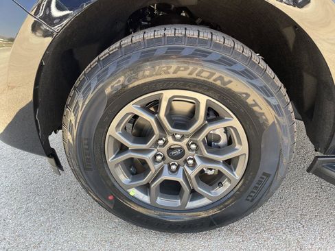 New 2025 Ford Expedition Active image 37