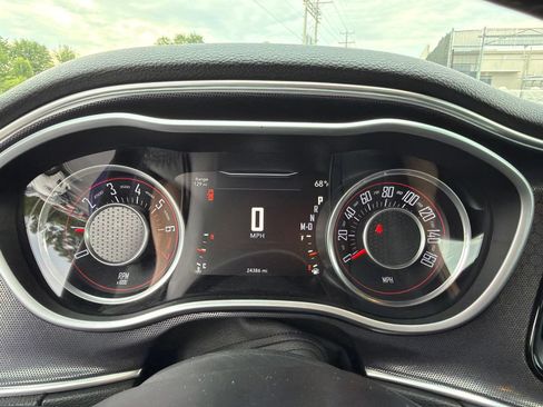 Used 2016 Dodge Challenger SXT Plus RWD image 15