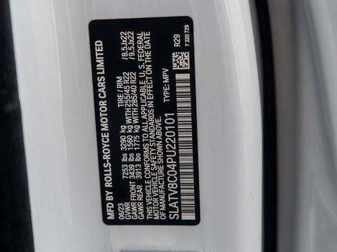 Used 2023 Rolls-Royce Cullinan Black Badge image 54