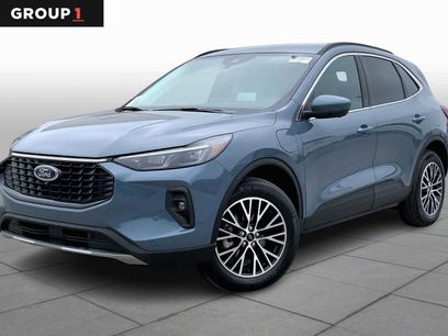 Certified 2025 Ford Escape SE w/ PHEV Premium Package