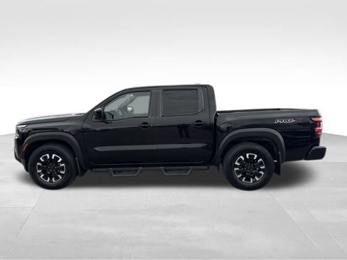 Used 2022 Nissan Frontier Pro-X image 2