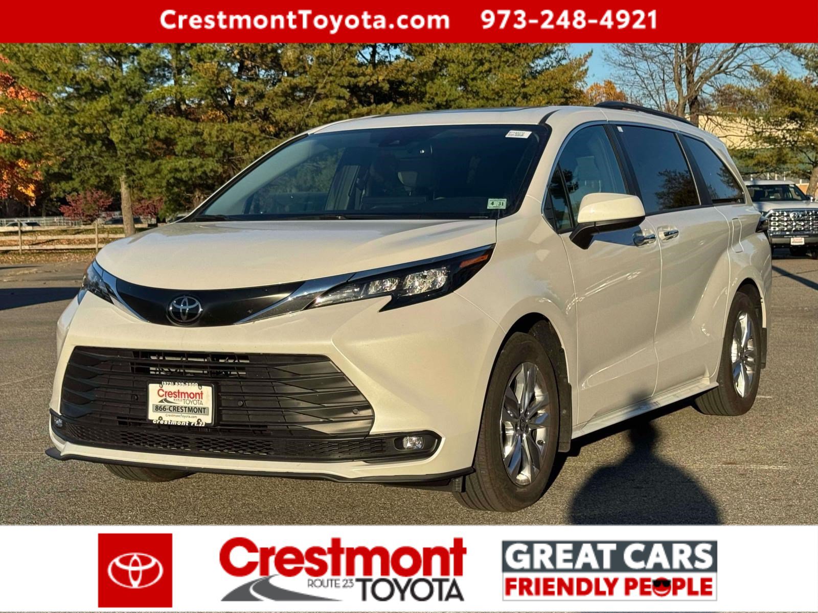 Used 2026 Toyota Sienna XLE AWD/4WD image 1