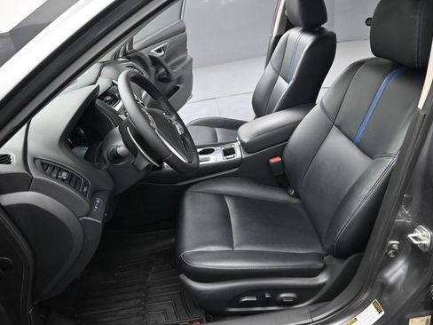 Used 2018 Nissan Altima 2.5 SR w/ SR Special Edition FWD image 19