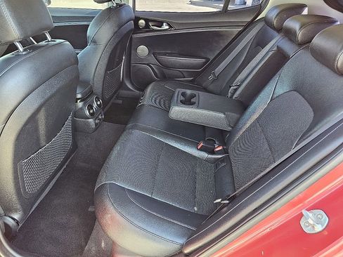 Used 2019 Kia Stinger Premium image 21