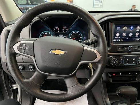Used 2020 Chevrolet Colorado W/T w/ Custom Special Edition image 14
