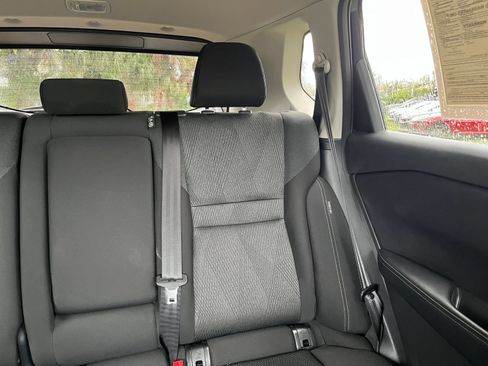 Used 2025 Nissan Rogue SV AWD/4WD image 31