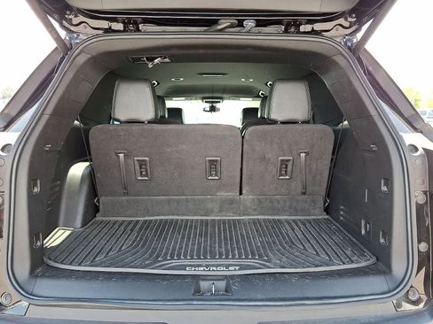 Used 2023 Chevrolet Traverse LT image 30