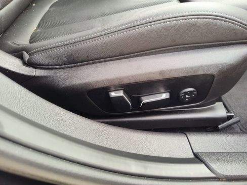 Used 2025 BMW 330i Sedan RWD image 31