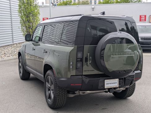 New 2026 Land Rover Defender 110 S AWD/4WD image 7