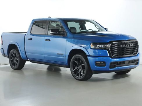 Used 2025 RAM 1500 Laramie w/ Night Edition AWD/4WD image 9