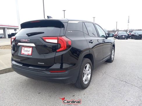 Used 2022 GMC Terrain SLE w/ Fleet Convenience Package image 9