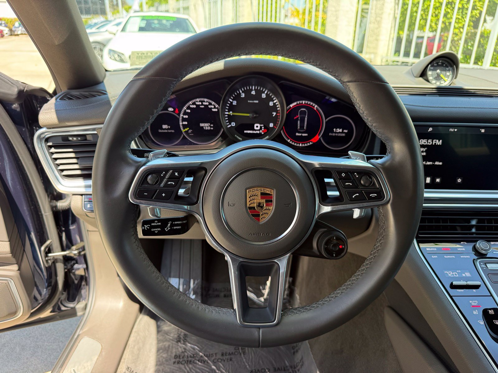 Used 2019 Porsche Panamera 4 AWD/4WD image 28