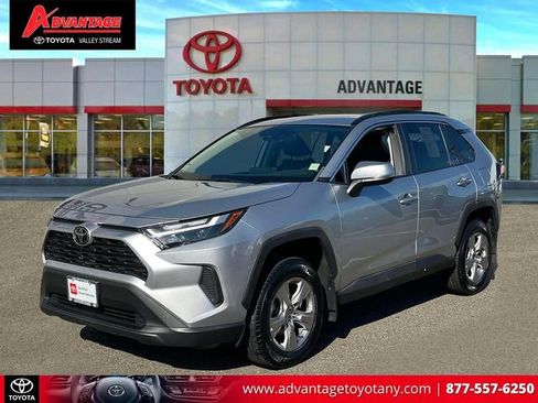 Certified 2023 Toyota RAV4 XLE w/ Convenience Package AWD/4WD image 4