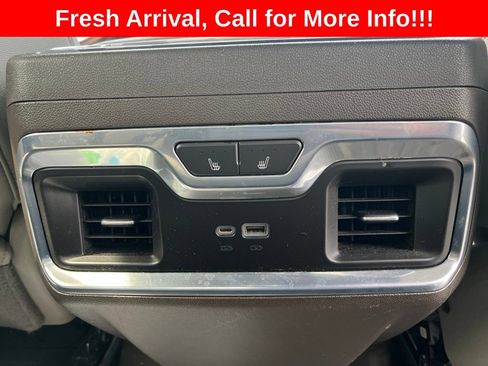 Used 2022 GMC Sierra 1500 SLT w/ SLT Premium Plus Package AWD/4WD image 10