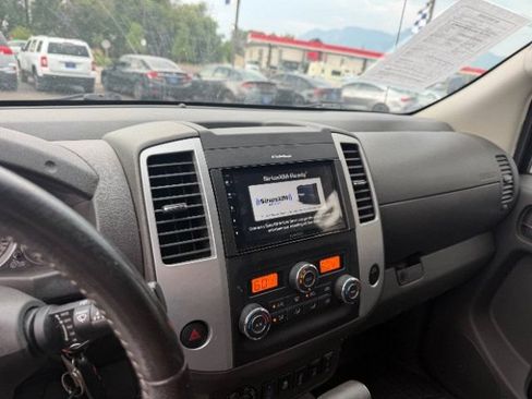 Used 2018 Nissan Frontier PRO-4X AWD/4WD image 21