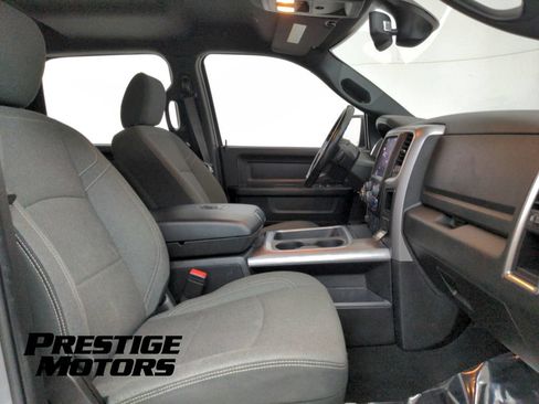 Used 2022 RAM 1500 Express w/ Ceramic Grey Express Package AWD/4WD image 24