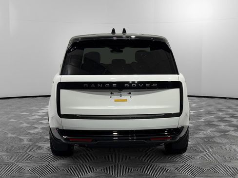 New 2025 Land Rover Range Rover SE AWD/4WD image 4