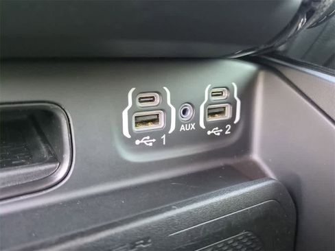 Used 2022 RAM 1500 Limited image 23