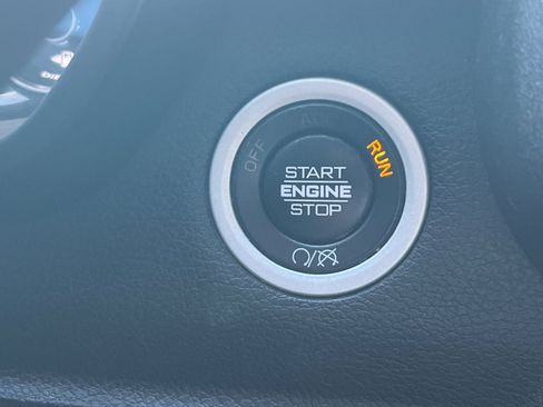 Used 2020 RAM 3500 Tradesman image 21