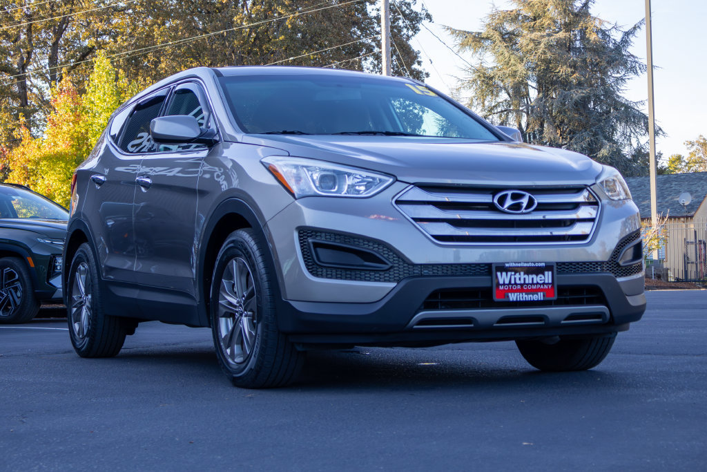 Used 2015 Hyundai Santa Fe Sport AWD/4WD image 2