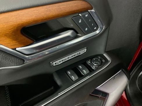 Used 2023 GMC Sierra 1500 Denali AWD/4WD image 28