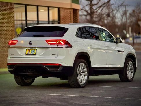 Used 2022 Volkswagen Atlas Cross Sport SE image 7