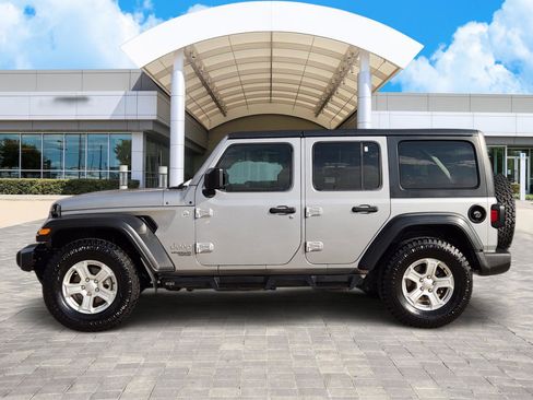Used 2020 Jeep Wrangler Unlimited Sport S image 3
