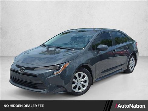 Certified 2025 Toyota Corolla LE FWD image 1
