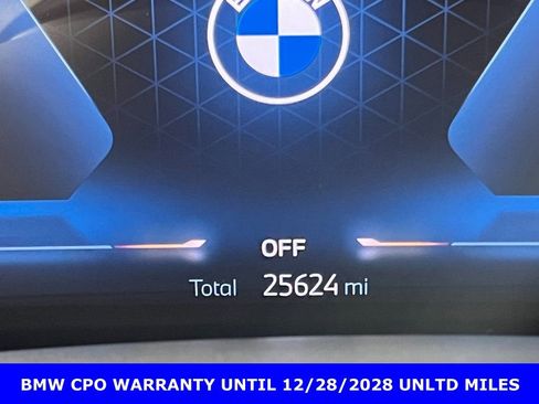 Certified 2024 BMW X7 xDrive40i w/ Premium Package image 2