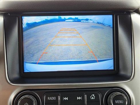 Used 2017 Chevrolet Suburban Premier RWD image 13