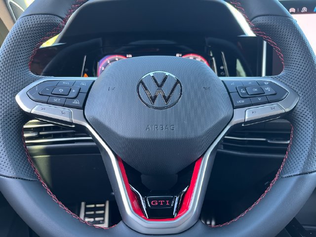 New 2026 Volkswagen GTI SE FWD image 17