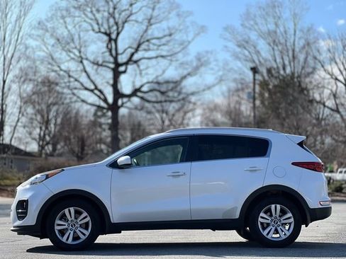 Used 2017 Kia Sportage LX FWD image 8