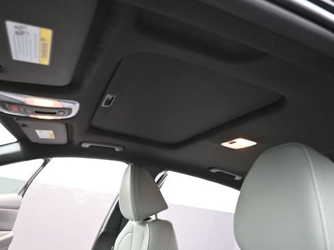 Certified 2025 Hyundai Elantra Limited image 14