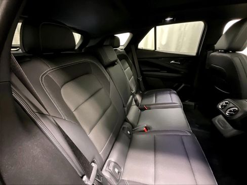 Used 2024 Chevrolet Blazer EV LT image 16