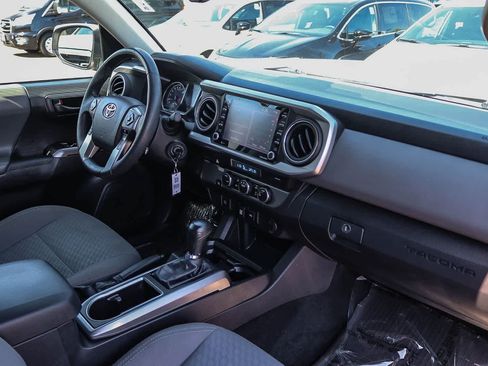 Used 2022 Toyota Tacoma SR5 w/ Black Out Package (TMS) RWD image 17