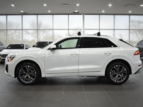Used 2025 Audi Q8 Premium AWD/4WD image 8